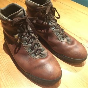 Vasque Gore-Tex Leather Boots